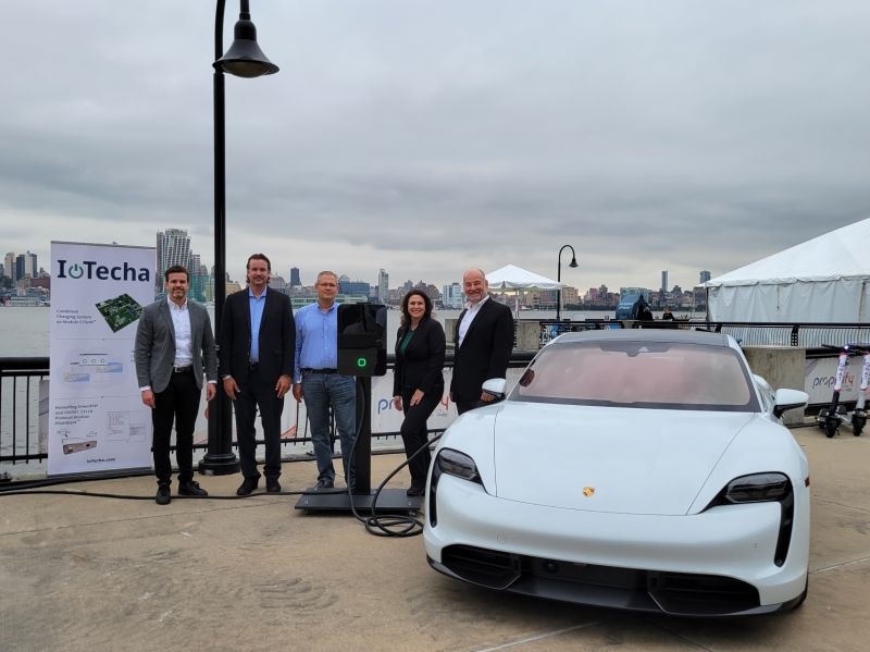 An awesome display of EV charging at #Propelify!